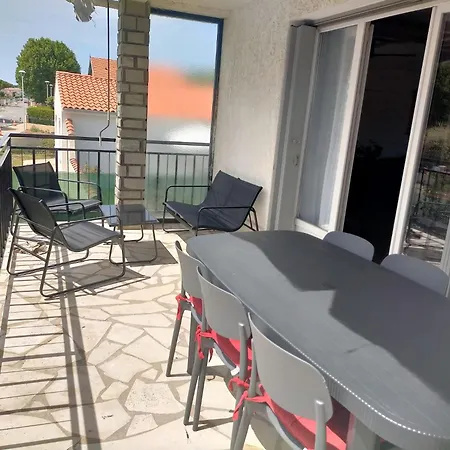 Casa de Férias Maison Familiale 4 Chambres, Proche Commerces Et *