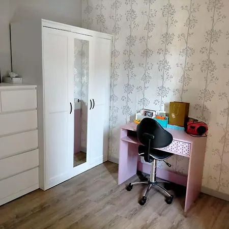 בית נופש Maison Familiale 4 Chambres, Proche Commerces Et