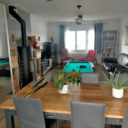 בית נופש Maison Familiale 4 Chambres, Proche Commerces Et